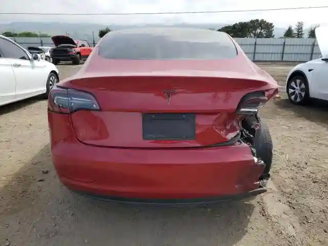 5YJ3E1EA7KF464008 2019 TESLA MODEL 3-5