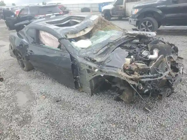 1G1FB1RS8J0136742 2018 CHEVROLET CAMARO-3
