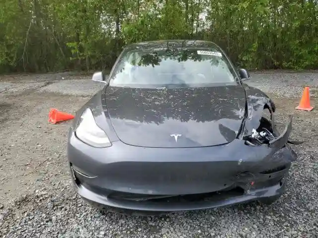 5YJ3E1EB2JF068866 2018 TESLA MODEL 3-4