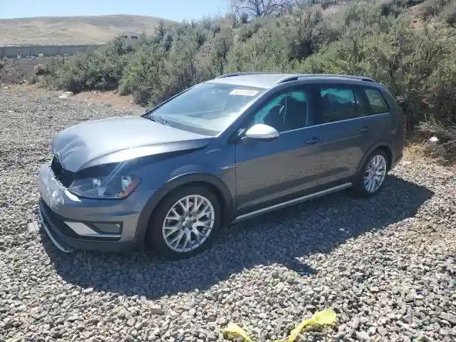 3VWH17AU9HM535070 2017 VOLKSWAGEN GOLF-0