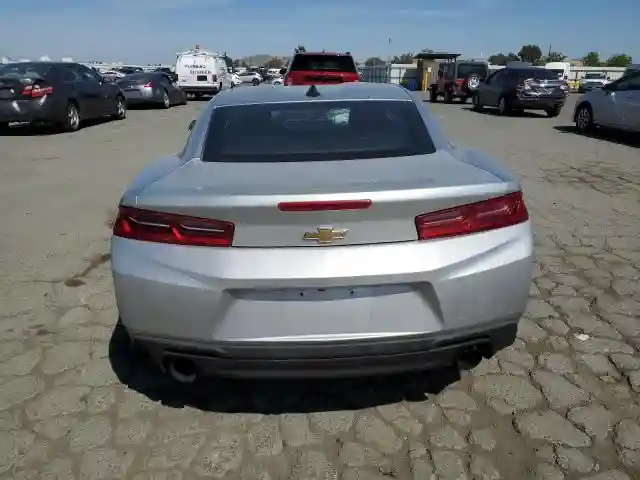 1G1FA1RX6J0137645 2018 CHEVROLET CAMARO-5