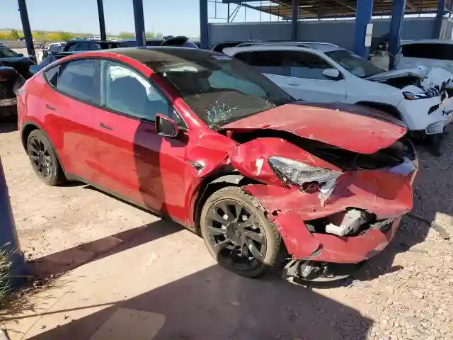 7SAYGDEE3NF436119 2022 TESLA MODEL Y-3