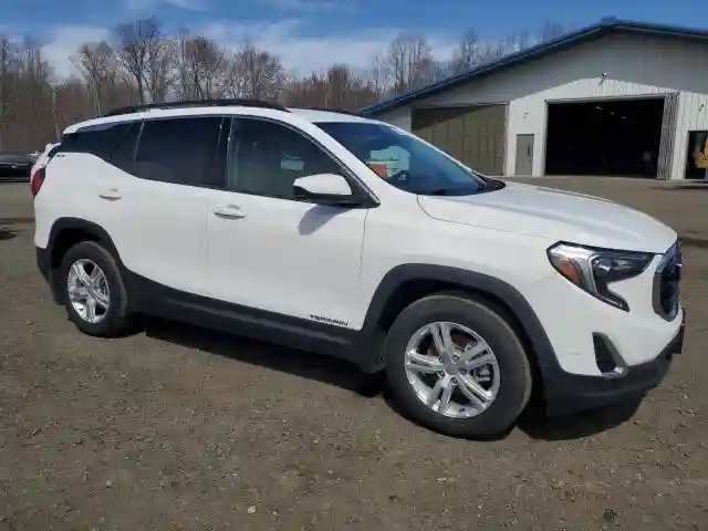 3GKALMEV8LL108210 2020 GMC TERRAIN-3