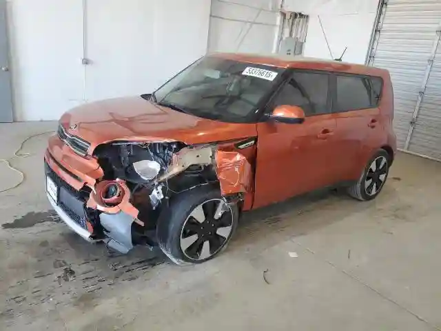 KNDJP3A58J7586967 2018 KIA SOUL-0