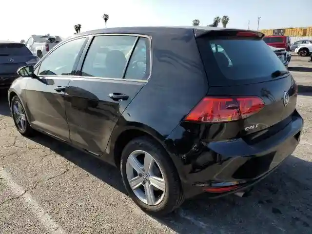 3VW217AU8HM071629 2017 VOLKSWAGEN GOLF-1