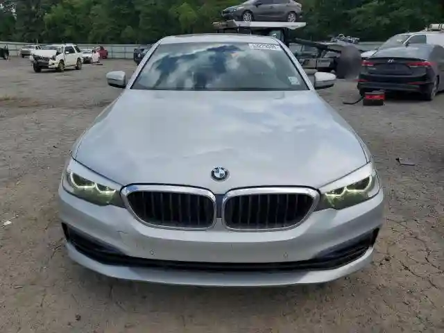 WBAJR3C09LWW63704 2020 BMW 5 SERIES-4