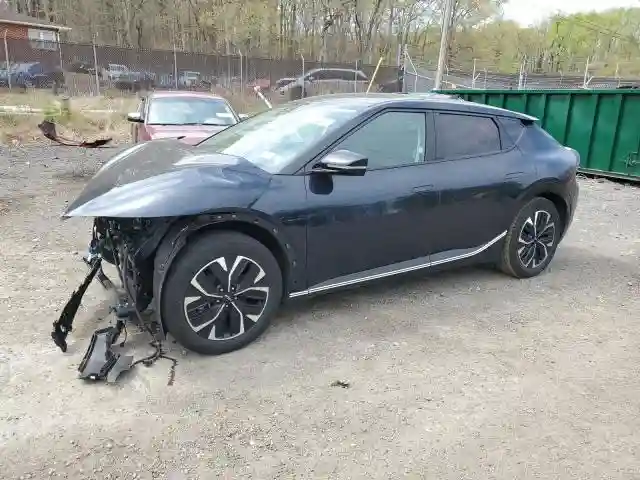 KNDC3DLC8R5211562 2024 KIA EV6 LIGHT-0