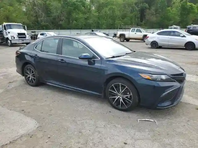 4T1T11AK0MU536473 2021 TOYOTA CAMRY-3