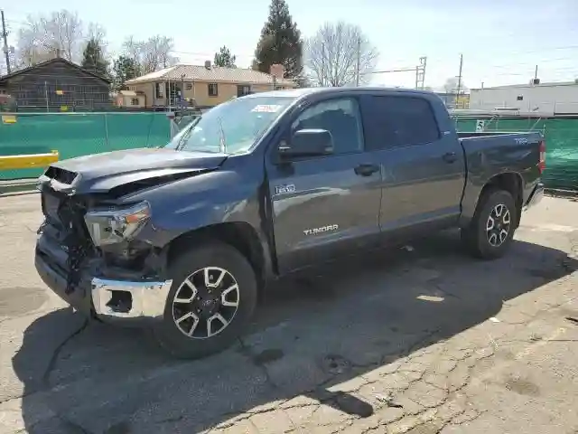 5TFDY5F19JX711681 2018 TOYOTA TUNDRA-0