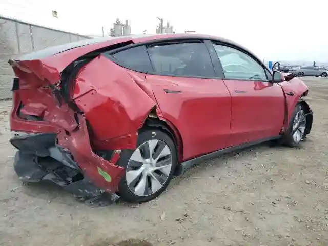 7SAYGDEE8PF810338 2023 TESLA MODEL Y-2