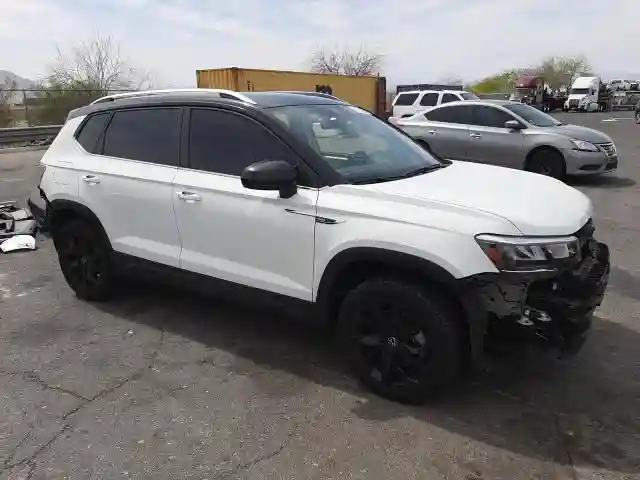 3VVEX7B20PM365781 2023 VOLKSWAGEN TAOS SE-3