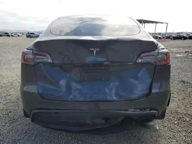 7SAYGDED7RF099743 2024 TESLA MODEL Y-5