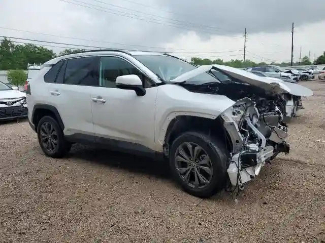 2T3B6RFV0RW047746 2024 TOYOTA RAV4-3