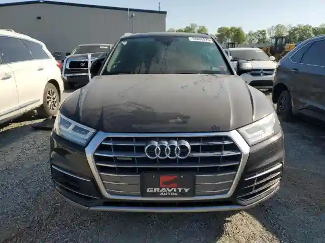 WA1BNAFY6J2231630 2018 AUDI Q5-4