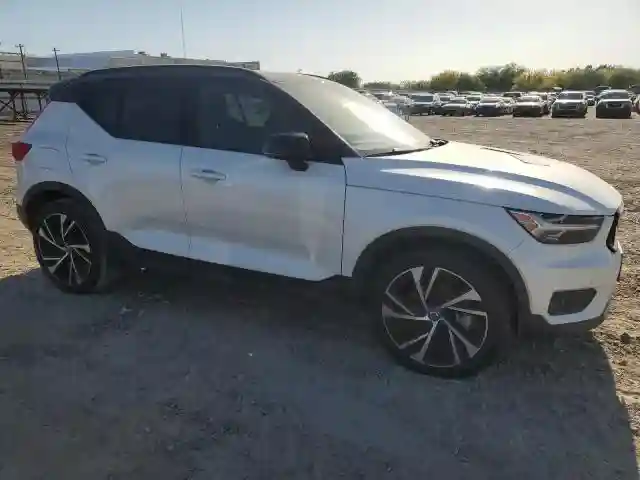 YV4AC2HM4M2470294 2021 VOLVO XC40-3