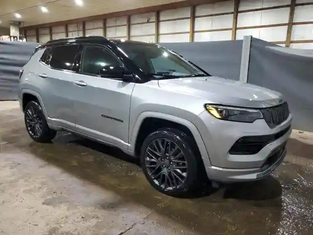 3C4NJDCB2NT207149 2022 JEEP COMPASS-3
