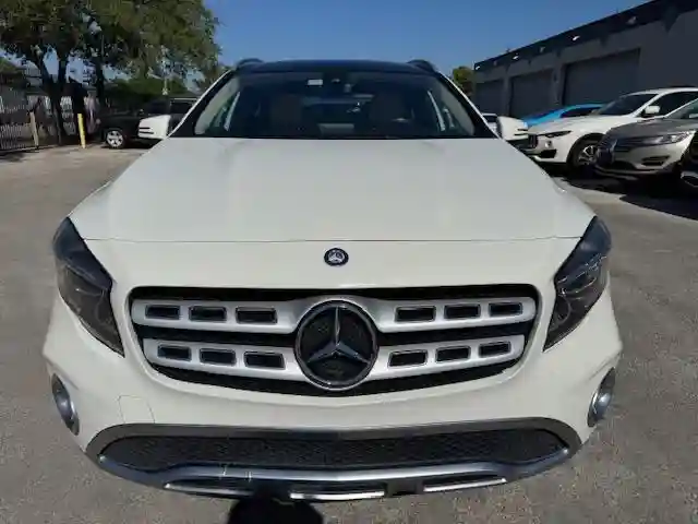 WDCTG4EB1JJ368218 2018 MERCEDES-BENZ GLA-CLASS-4