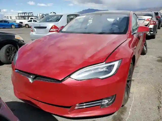 5YJSA1E26JF260623 2018 TESLA MODEL S-4