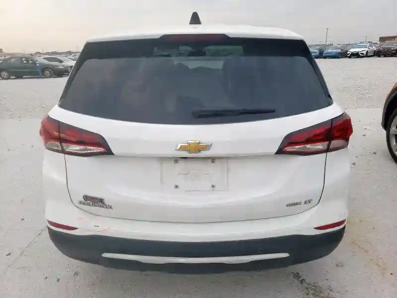 3GNAXUEV0NL284341 2022 CHEVROLET EQUINOX-5