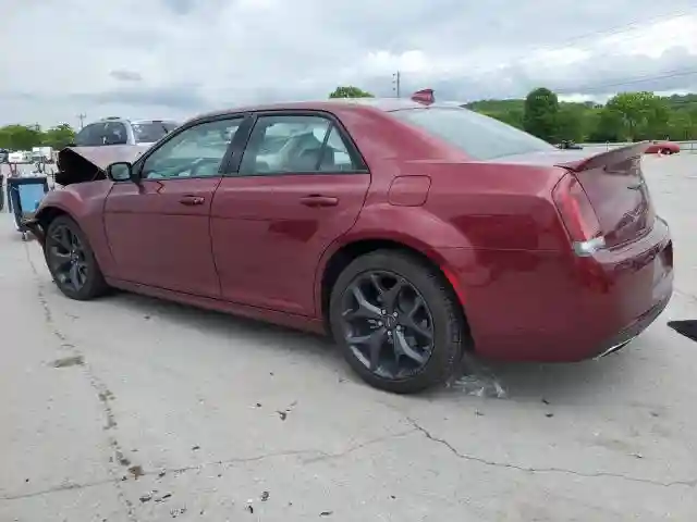 2C3CCADG0PH520128 2023 CHRYSLER 300-1