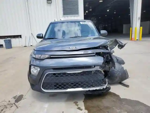 KNDJ23AU0M7736886 2021 KIA SOUL-4