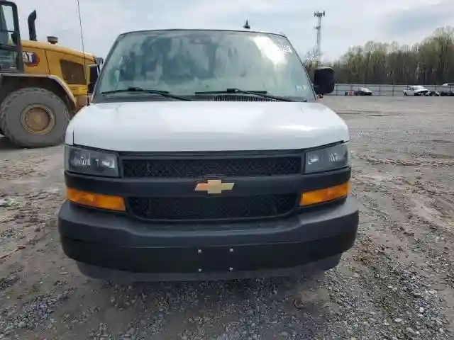 1GCWGAFP6M1214670 2021 CHEVROLET EXPRESS-4
