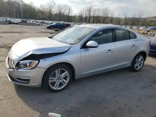 YV1612TK9F1355746 2015 VOLVO S60-0