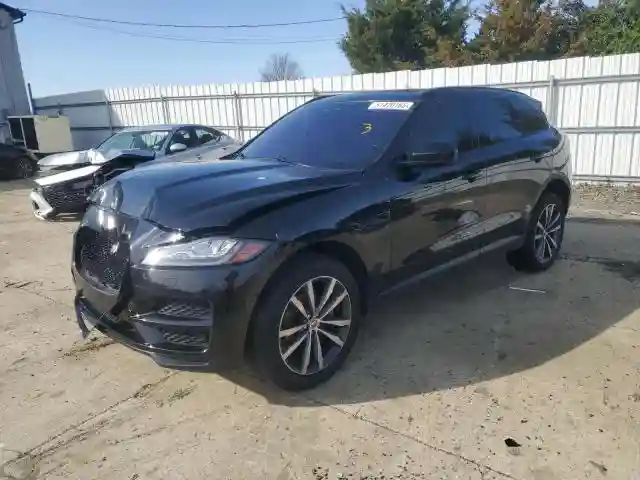 SADCK2BN6HA493236 2017 JAGUAR F-PACE-0