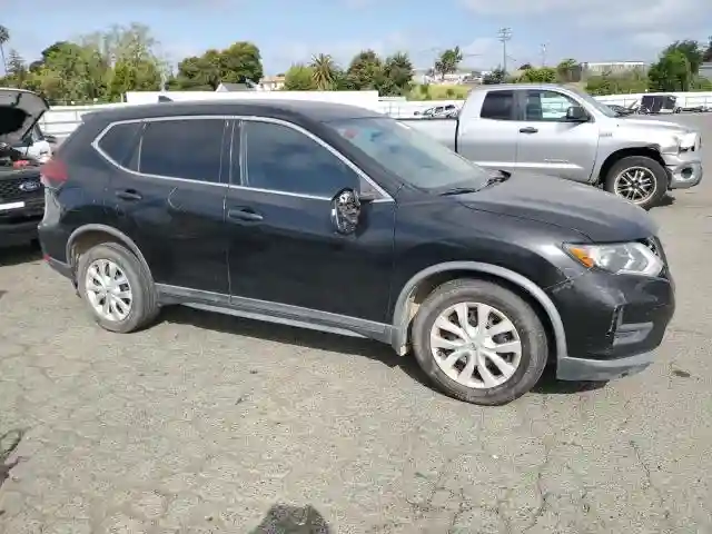 KNMAT2MT0JP542526 2018 NISSAN ROGUE-3