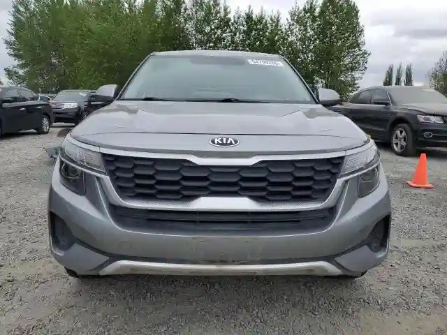 KNDEPCAA7M7046223 2021 KIA SELTOS-4