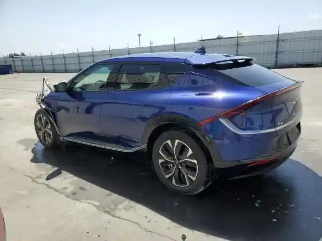 KNDC34LA4R5205661 2024 KIA EV6 LIGHT-1