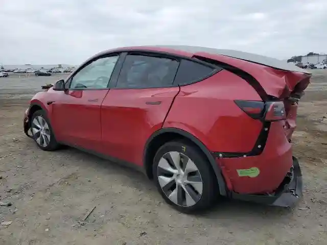 7SAYGDEE8PF810338 2023 TESLA MODEL Y-1