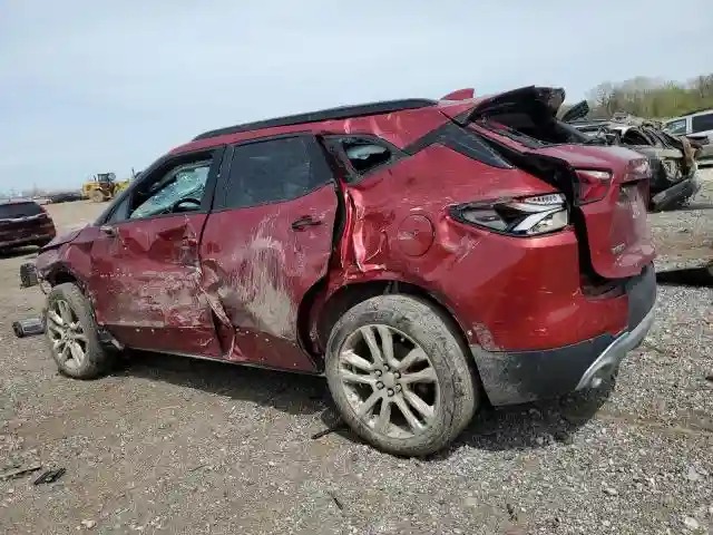 3GNKBDRS5KS670645 2019 CHEVROLET BLAZER-1