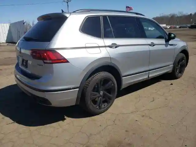 3VV8B7AX3PM090643 2023 VOLKSWAGEN TIGUAN-2