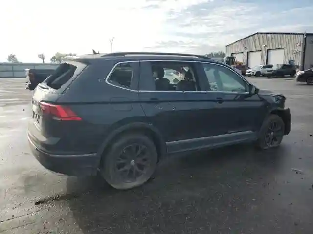 3VV3B7AX6MM100281 2021 VOLKSWAGEN TIGUAN-2