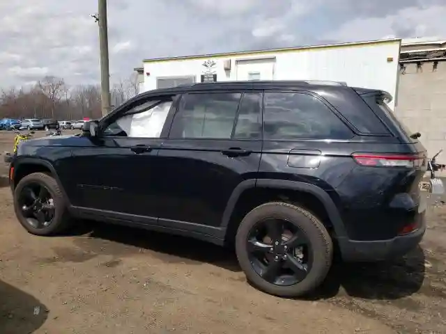 1C4RJHBG2PC565808 2023 JEEP GRAND CHEROKEE-1