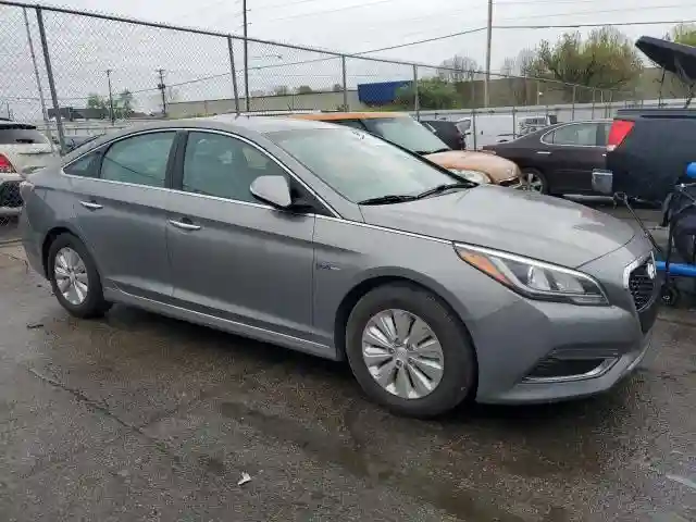 KMHE24L32HA071053 2017 HYUNDAI SONATA-3