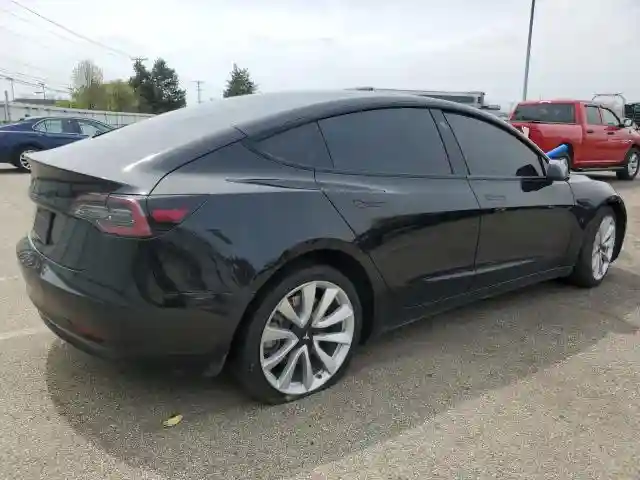 5YJ3E1EA2MF850760 2021 TESLA MODEL 3-2
