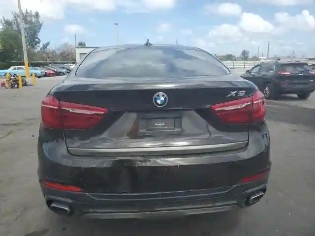 5UXKU2C54J0X50677 2018 BMW X6-5