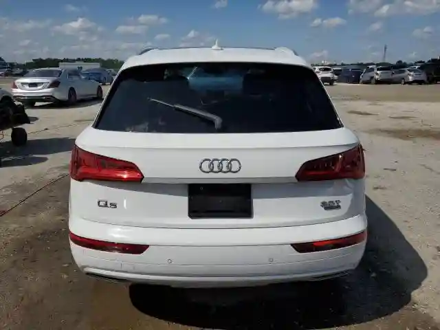 WA1BNAFY8J2011941 2018 AUDI Q5-5