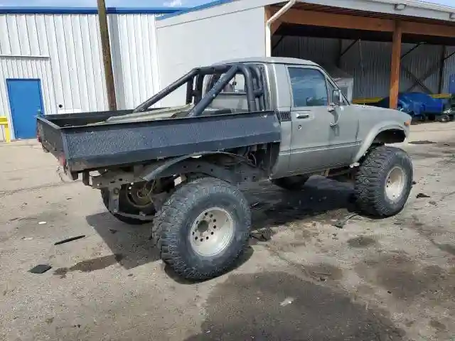 JT4RN38D1C0048967 1982 TOYOTA ALL OTHER-2