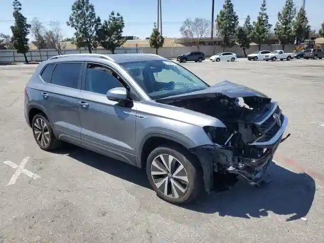 3VVEX7B24PM364147 2023 VOLKSWAGEN TAOS SE-3