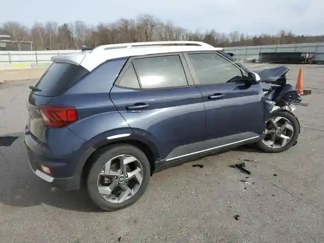 KMHRC8A39NU145796 2022 HYUNDAI VENUE-2