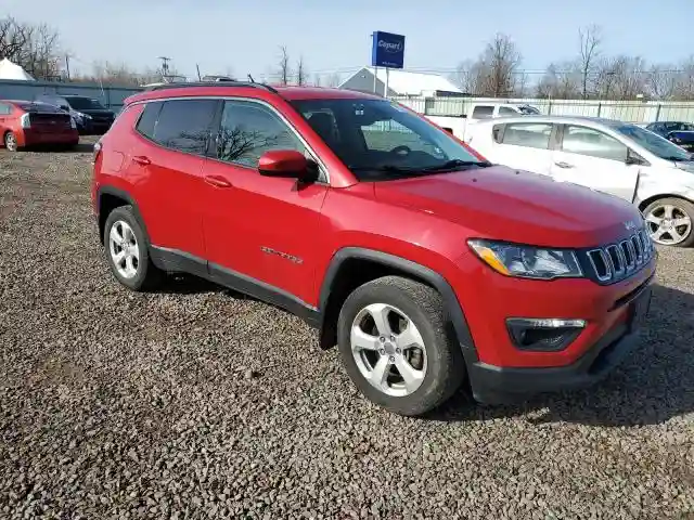 3C4NJDBB4JT458315 2018 JEEP COMPASS-3