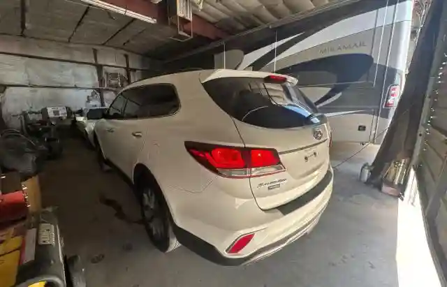 KM8SN4HF2HU228043 2017 HYUNDAI SANTA FE-2