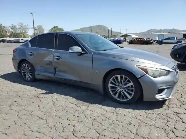 JN1EV7AP0JM353007 2018 INFINITI Q50-3