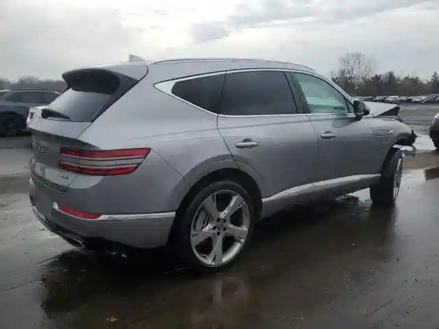 KMUHCESC2RU183192 2024 GENESIS GV80-2