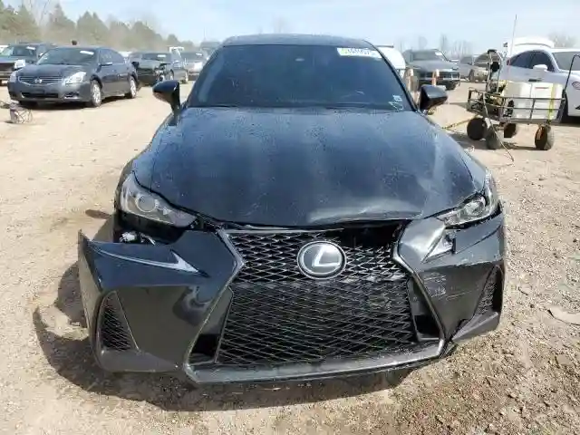 JTHC81D2XJ5027491 2018 LEXUS IS-4