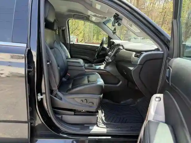 1GNSKHKC6HR17735 2017 CHEVROLET SUBURBAN-4