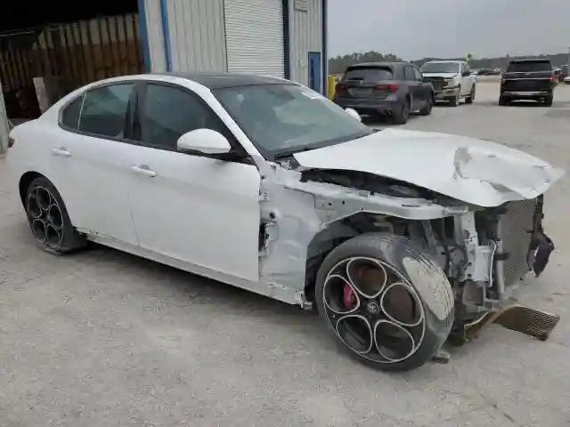 ZARFANBN0N7656393 2022 ALFA ROMEO GIULIA SUP-3